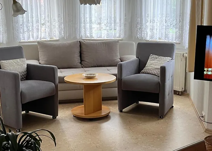 Hirtenrasen 52a * Lindewerra